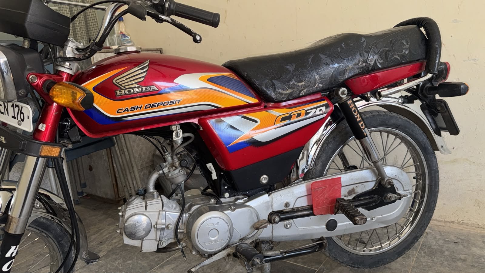 Honda cd70 2025 model original condition, all documents available