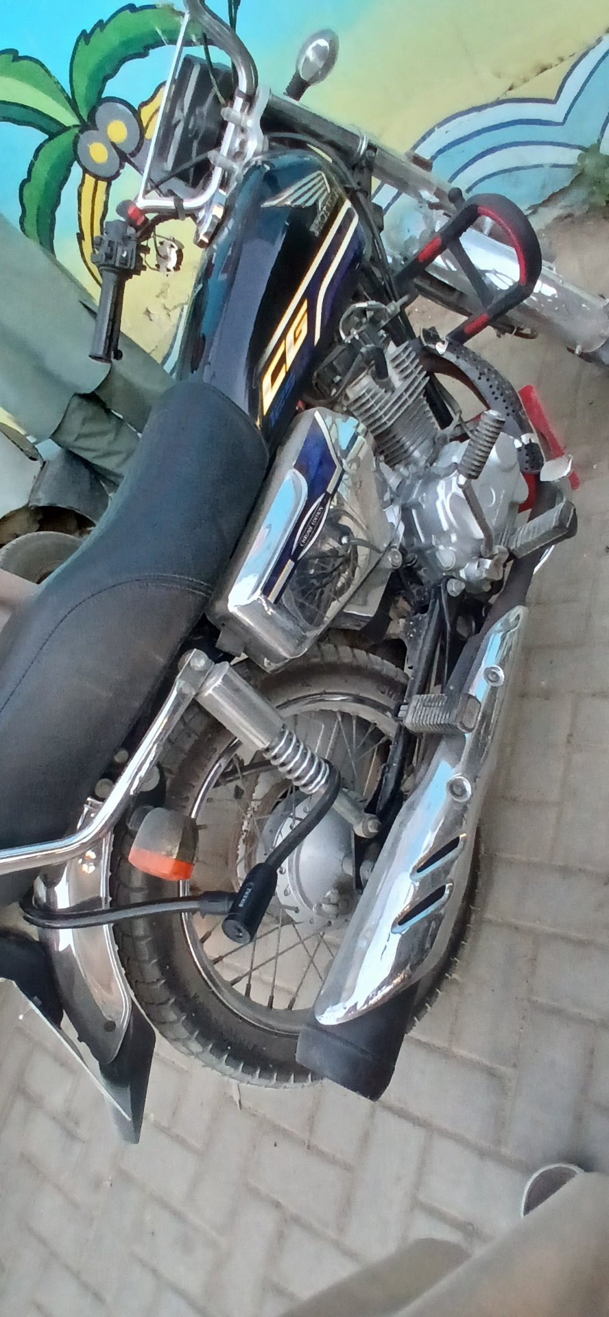 Honda CG 125S Gold Edition 2023 Self Start — Karachi for sale in Karachi, photo 2