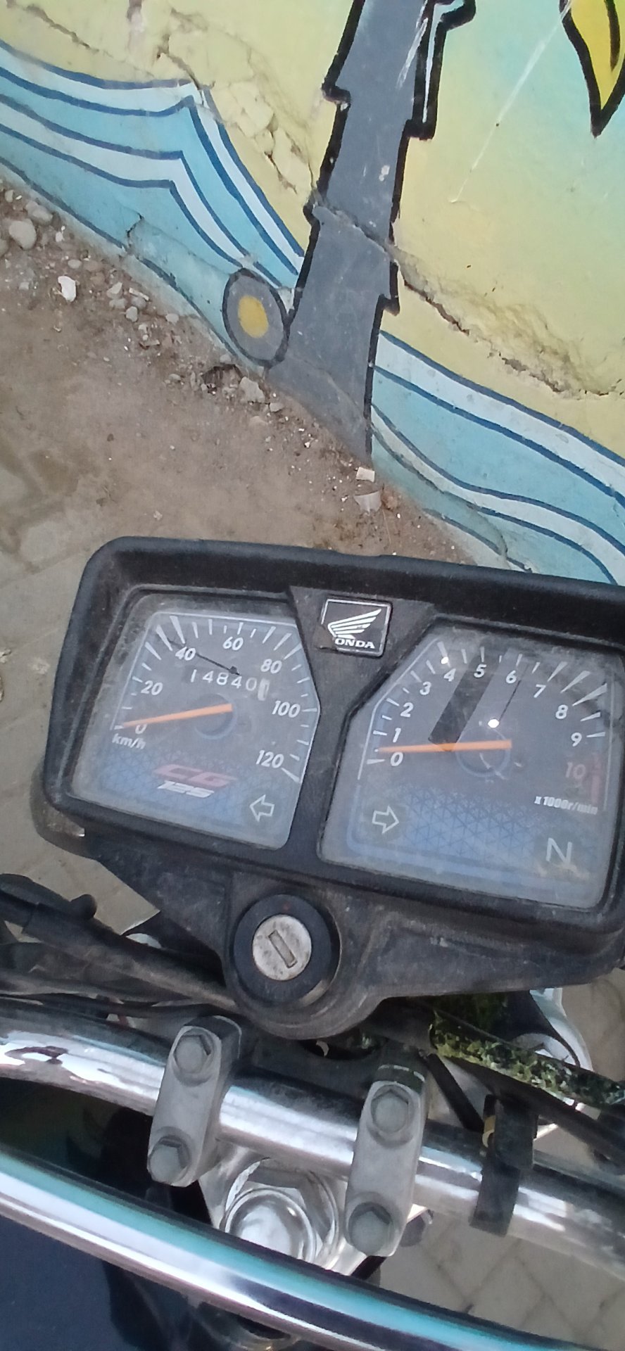 Honda CG 125S Gold Edition 2023 Self Start — Karachi for sale in Karachi, photo 5