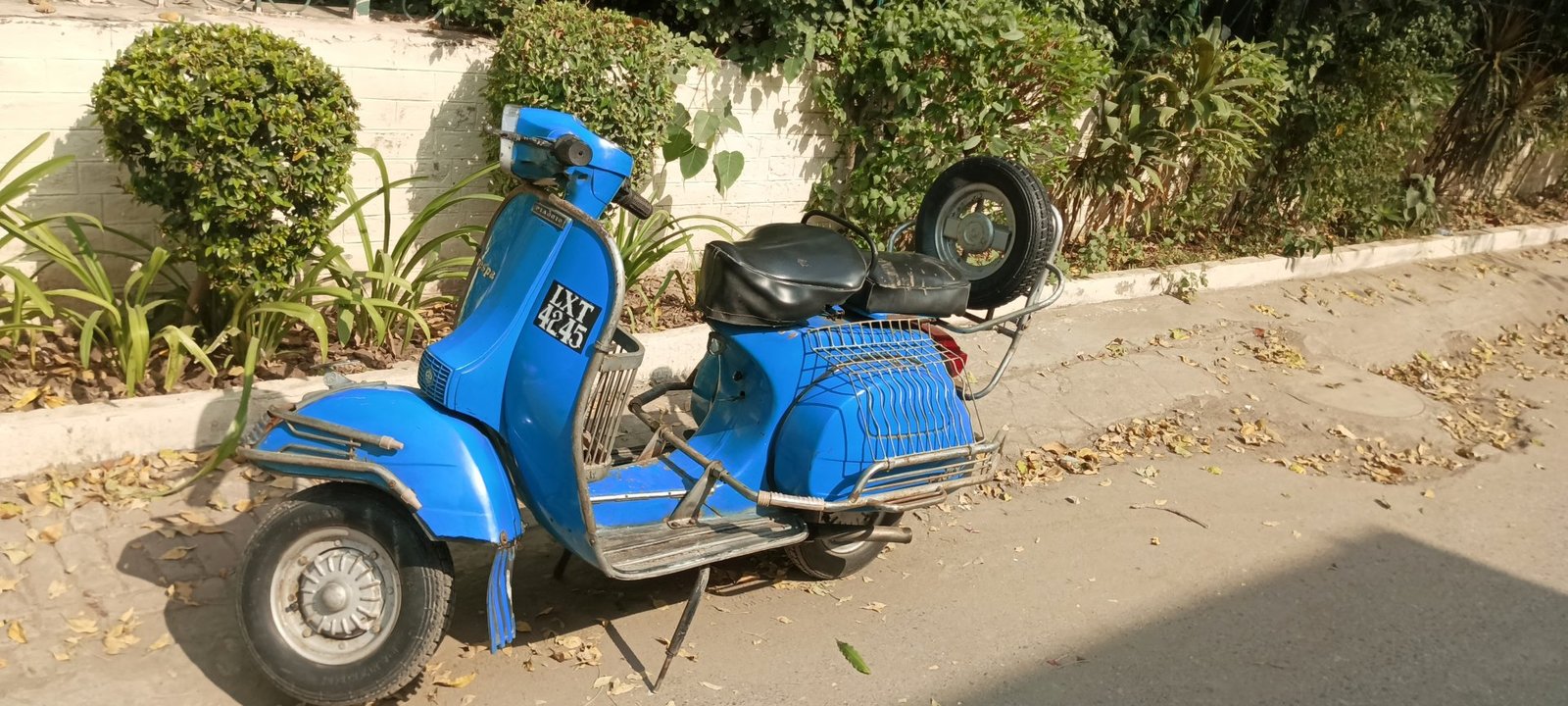 For sale antique piece for sale in Lahore